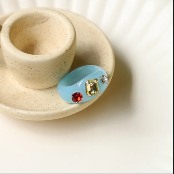 Ring 🌈 - Picture 5 of 5